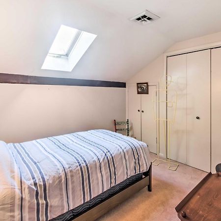 Runningwater Apartment In Lancaster With Deck Eksteriør billede