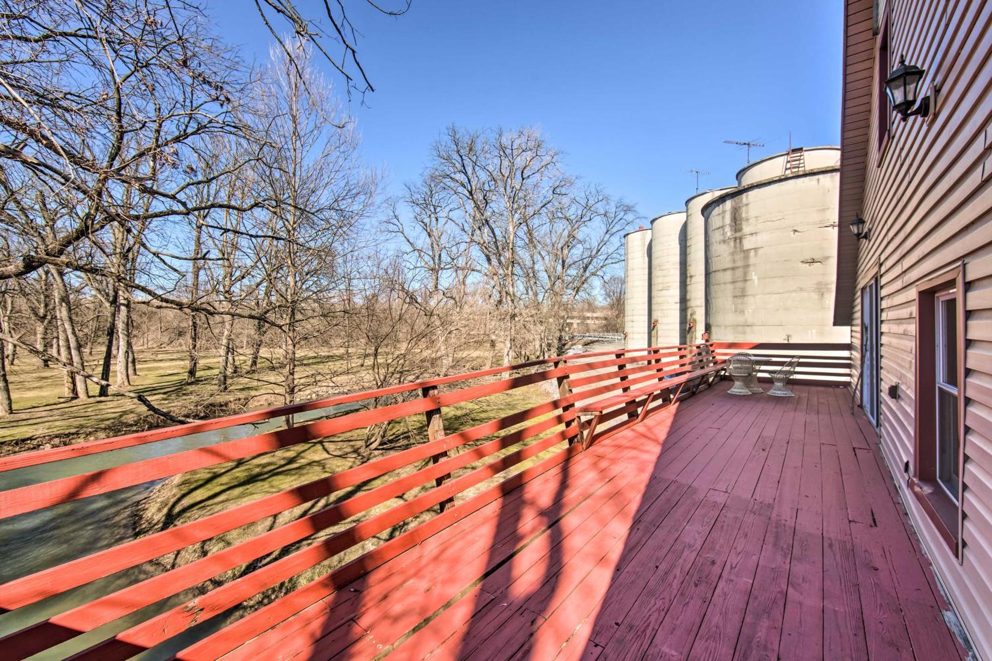 Runningwater Apartment In Lancaster With Deck Eksteriør billede